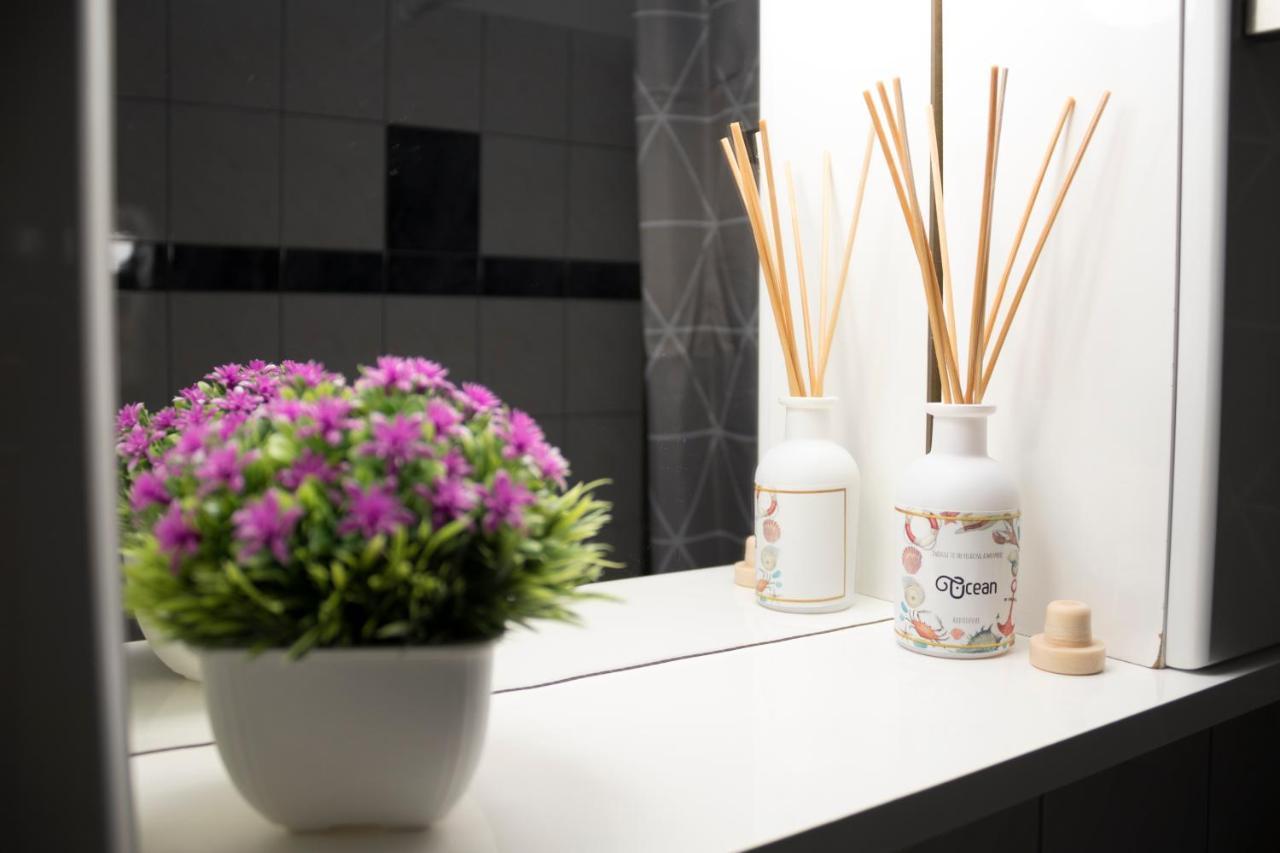 Silene Luxury Apartment Néa Péramos Eksteriør billede